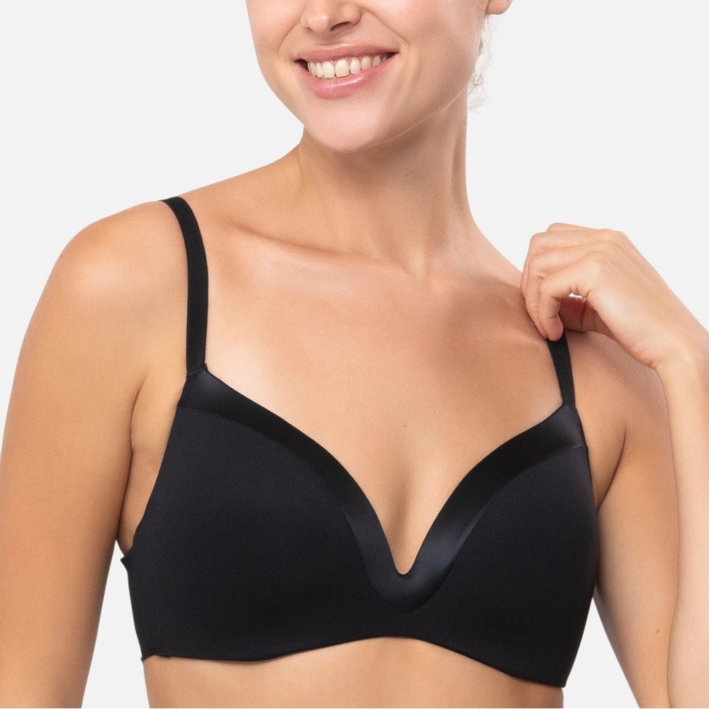 Underoutfit Women’s Black The Satin Grace 3D Molded Bra - XXL